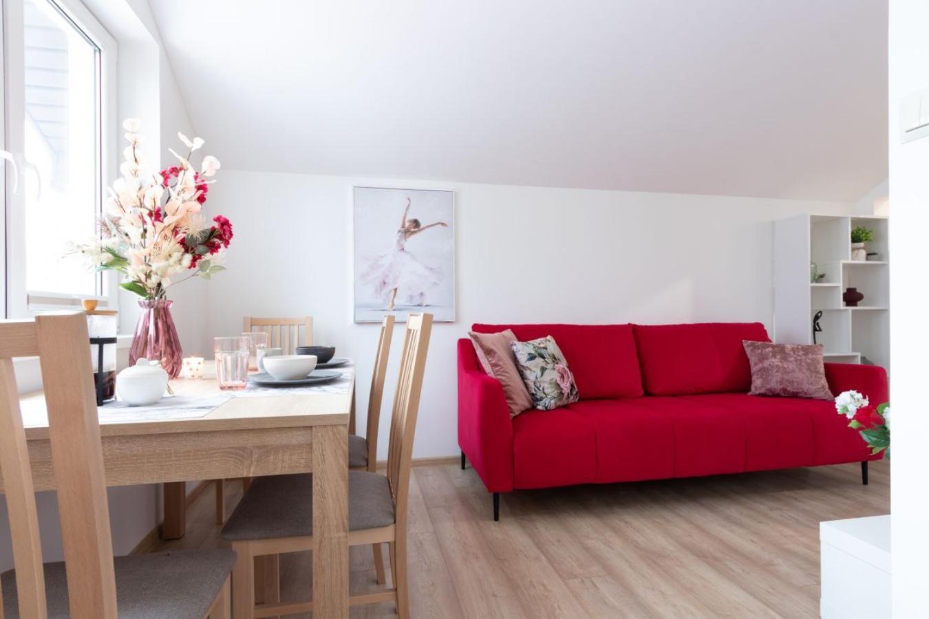 טושין Apartamenty Gorki Male מראה חיצוני תמונה